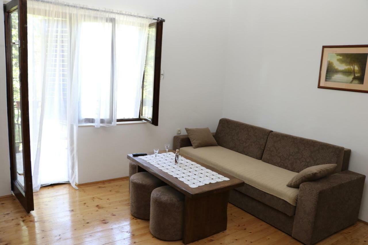 Holiday Home "Iris" Near Plitvice Lakes Rudanovac Extérieur photo
