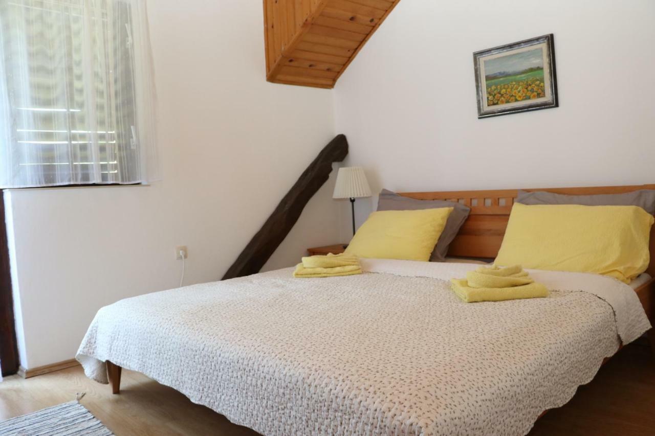 Holiday Home "Iris" Near Plitvice Lakes Rudanovac Extérieur photo